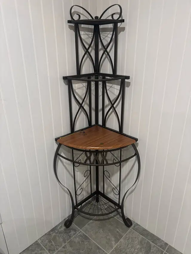 corner cabinet