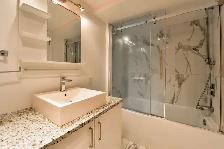 2 bed on ground floor Darlington & Barclay near UdeM - ID 4674 - Photo 9