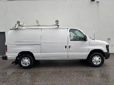 2012 Ford Econoline Cargo Van ONLY 87,000KM-LADDER RACKS-DIVIDER - Photo 6