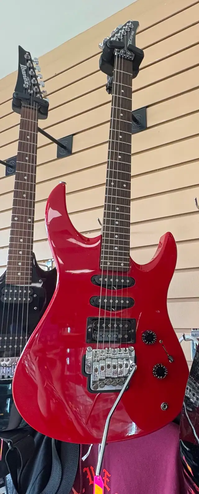 Vintage 1980s Yamaha rgx312 Electric Guitar with Whammy Bar