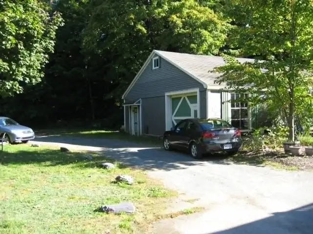 KENTVILLE STORAGE -CARS, TRUCKS, MOTORCYCLES, CAMPERS, BOATS