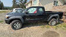 Toyota Tacoma access cab - Photo 9