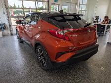 2020 Toyota C-HR LIMITED, CUIR, A/C, - Photo 4