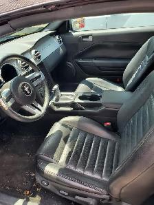 2006 Ford Mustang GT Convertible - 1 Owner - 76k - Photo 4