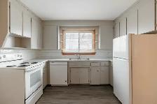 3 Bed Duplex - Sept 1 - 50% Off Promo! - Photo 2