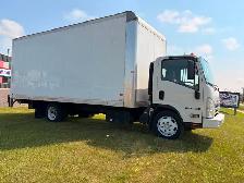 2018 Isuzu NRR 20ft van body W/liftgate - Photo 2