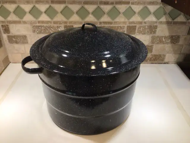 Enamel Large canning pot 21qt.-19.9 litre