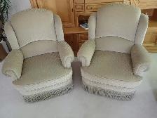 Matching Chairs with fringe