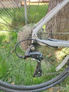 Giant Fastroad M2 bike for sale - Photo 6