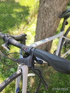 Giant Fastroad M2 bike for sale - Photo 8