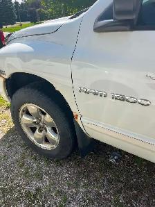 2005 dodge hemi truck PARTS ONLY - Photo 6