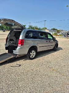 Low Km 16 Grand Caravan Rear Entry Wheelchair