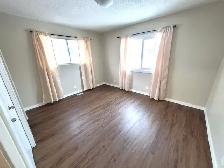 Renod 1200 sf 3BR/1.5BA Mn Flr-private yard/in-suite Lndry/PetOK - Photo 7