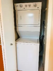 Renod 1200 sf 3BR/1.5BA Mn Flr-private yard/in-suite Lndry/PetOK - Photo 13