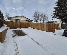 Renod 1200 sf 3BR/1.5BA Mn Flr-private yard/in-suite Lndry/PetOK - Photo 17
