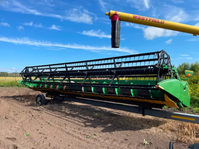 John Deere Combine Headers (2)