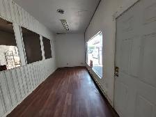 DOWNTOWN OSHAWA STORE FOR RENT - Photo 2