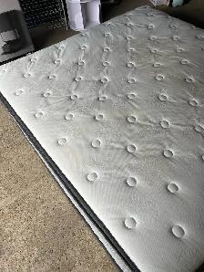 king size mattress good condition - Photo 3