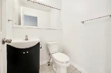 HUGE 4 DEN Townhouse for Rent for Lease (Meadowvale) - Photo 3