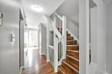 HUGE 4 DEN Townhouse for Rent for Lease (Meadowvale) - Photo 4