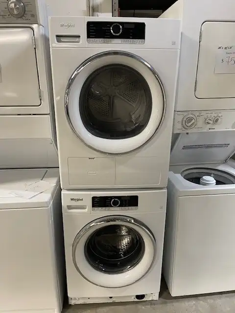 Mini laveuse sécheuse frontales blanches Whirlpool