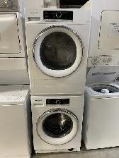 Mini laveuse sécheuse frontales blanches Whirlpool