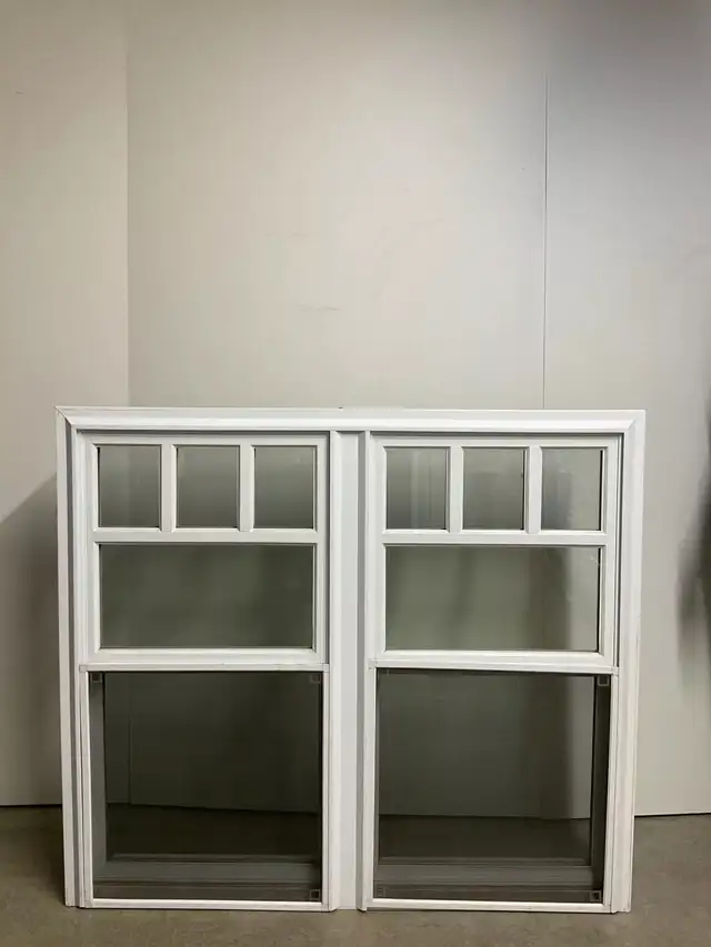 10469GP Fenêtre Guillotine PVC Blanc 52 3/4 x 46