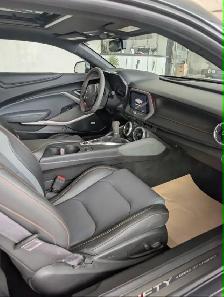 2017 Chevrolet Camaro 2SS Coupe 6.2L V8 Manual Transmission - Photo 5