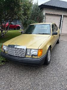 1987 Classic Mercedes 300E