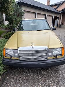 1987 Classic Mercedes 300E - Photo 5