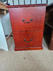 Wooden filing cabinet - Photo 2