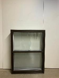 10743GA Fenêtre Guillotine Aluminium Brun Com 35 1/2 x 47 1/2