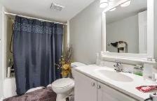 2 Bedroom Shared Basement for Rent in Brampton - Photo 5