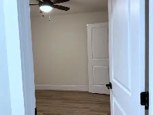 1Bed   DEN, TOP FLOOR w/Balcony, 310-40 Patience, Avail Nov.1 - Photo 7