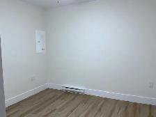 1Bed   DEN, TOP FLOOR w/Balcony, 310-40 Patience, Avail Nov.1 - Photo 8