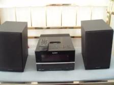 SONY COMPACT STEREO SYSTEM - LIKE NEW - Photo 2