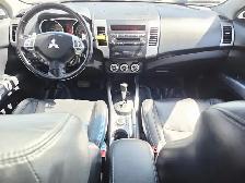2008 Mitsubishi Outlander 4WD 7 Passenger Leather Heated Seats S - Photo 15