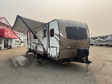 2018 Forest River Rockwood 2612WS, SPACIOUS, COUPLES UNIT