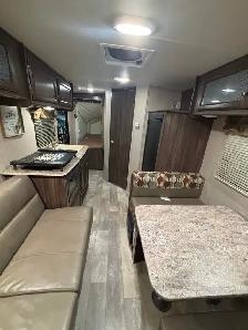 2017 Coachman Apex APT15X Hybrid Travel trailer - Photo 6