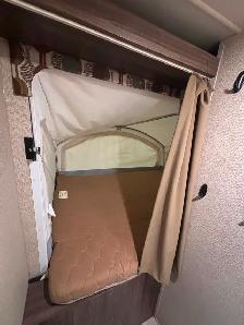 2017 Coachman Apex APT15X Hybrid Travel trailer - Photo 8