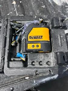 Dewalt red laser