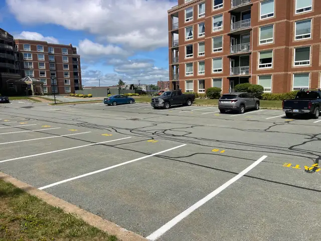 Outside Parking near Parkland at Lacewood