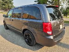 2016 Dodge Grand Caravan SE 3.6L V6 - Photo 3