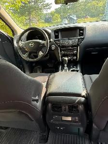 Nissan Pathfinder SV 7 seater SUV - Photo 5