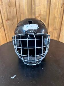 Kids Hockey Helmet - Photo 2