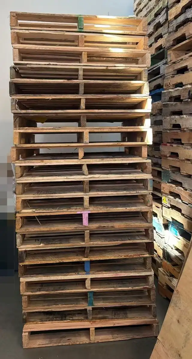 Pallets & Blue CHEP Pallets for Sale – Delta, BC