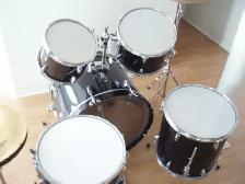 YAMAHA  DRUM SET  -  COMPLETE SET UP