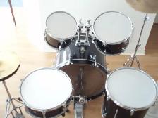 YAMAHA  DRUM SET  -  COMPLETE SET UP - Photo 2