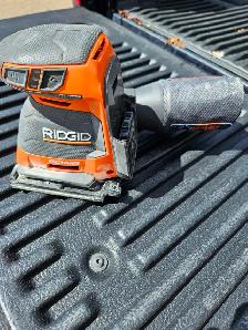 Ridgid 1/4 Sheet Sander, cordless. no battery, like new. $ 25