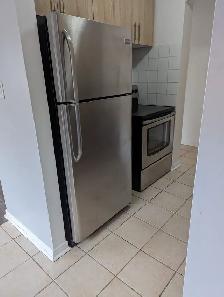 Private Room and Bath - Close to Kennedy Stn/Scarboro GO/TTC - Photo 6